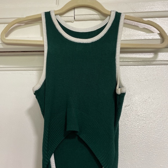 Green Midi Dress w/cutout - Picture 2 of 3